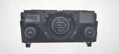 +KLIMAANLAGE/ AUTO/ MIT DISPLAY L UND R/ N6009001 6009003
